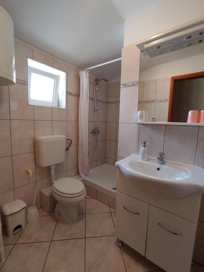 ריסיקה Apartmani Danica מראה חיצוני תמונה